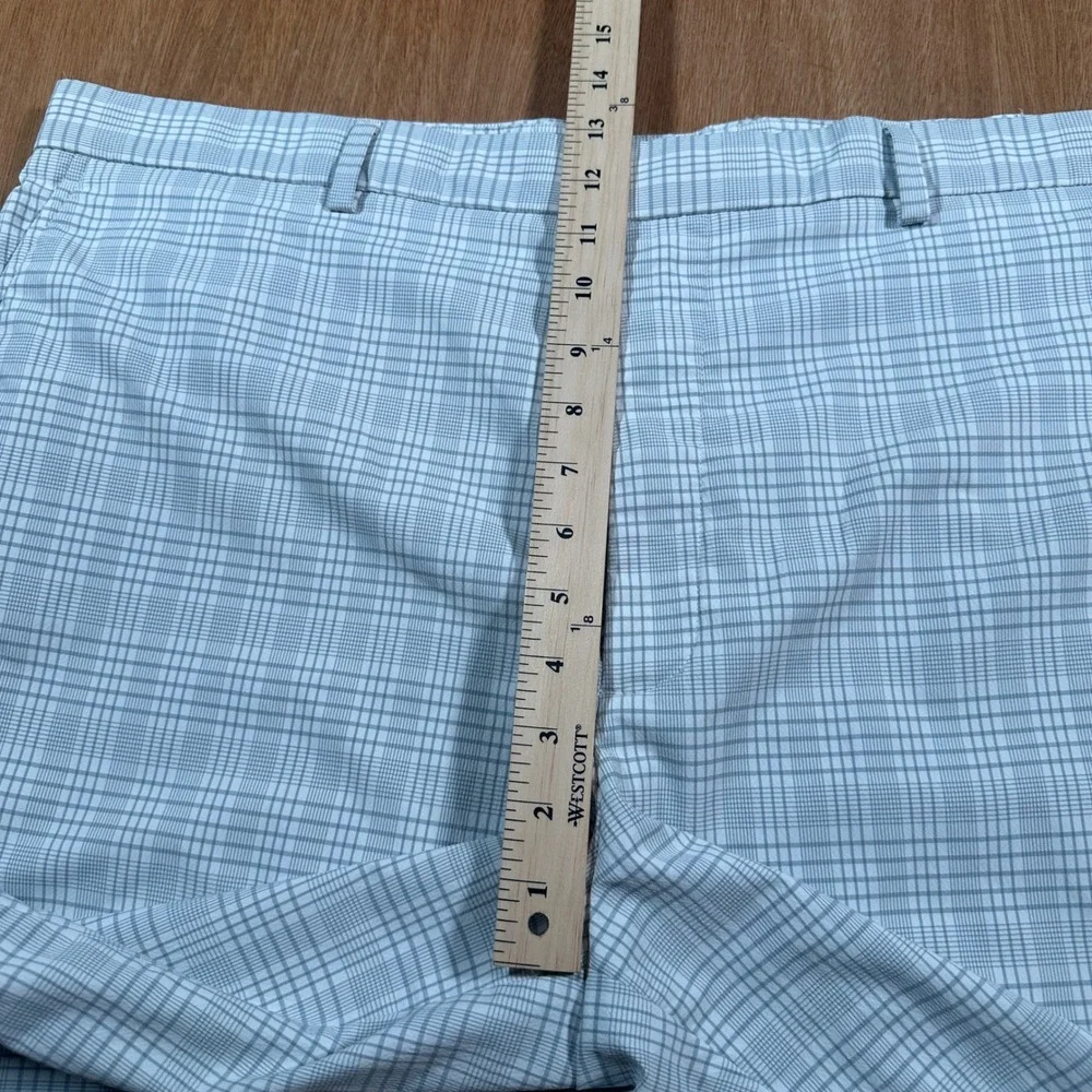 Walter Hagen Golf Shorts Mens 42 Gray Plaid Stretch Performance Flat Front